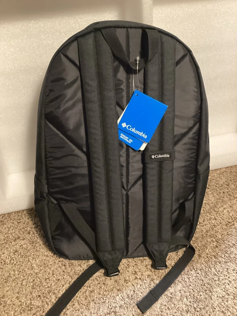 Columbia Zigzig 22L Backpack, Unisex, Black polyurethane coating